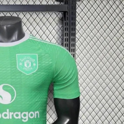 202526 Manchester United Goalkeeper Green jersey Player Version