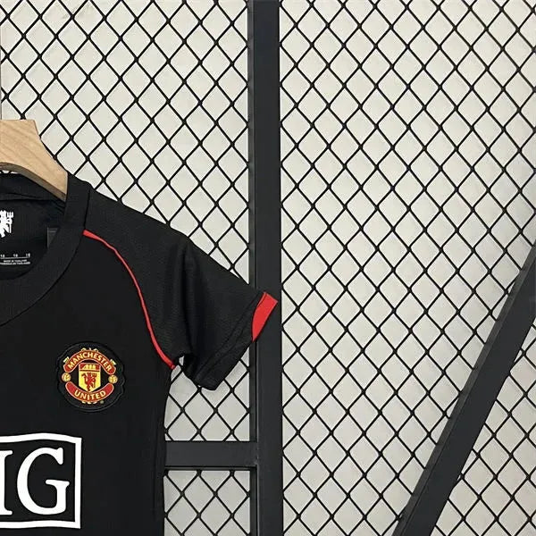Retro Manchester United 0708 black jersey Kid Kits Size 16-28