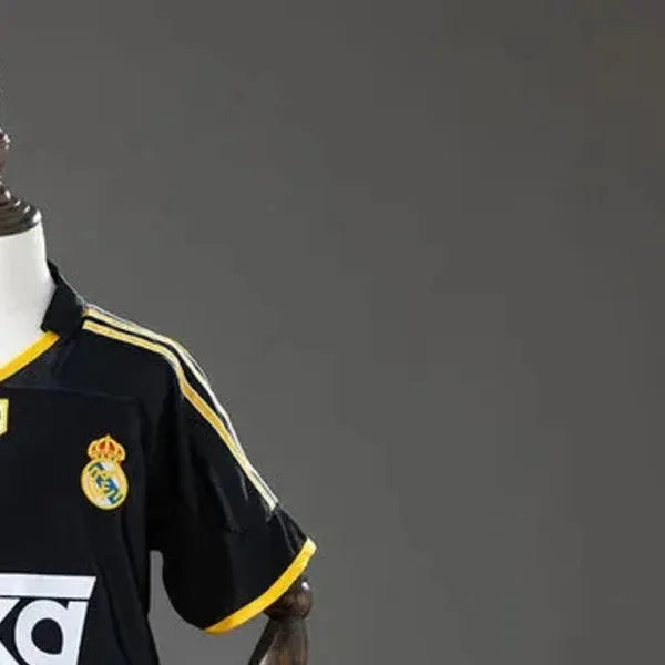 Retro Real Madrid 19992001 Away Kid Kits