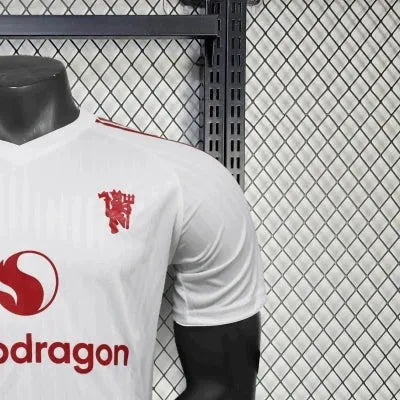 202526 Manchester United Co branded White jersey Player Version