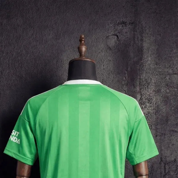 202526 Arsenal Goalkeeper Green jersey Fan version