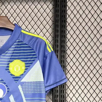 202425 Manchester United Goalkeeper Jersey Fan Version