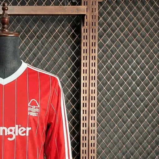 Retro Nottingham Forest 198284 Home jersey Fan Version