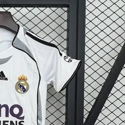 Retro Real Madrid 0607 Home jersey Kid Kits Size 16-28