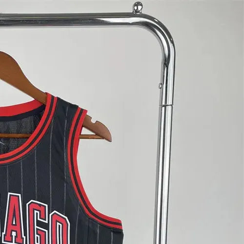 NBA Chicago Bulls Michael JORDAN#45 202223 Black JORDAN Edition Swingman Jersey S-XXL