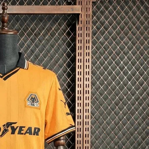 Retro Wolves 199899 Home jersey Fan Version