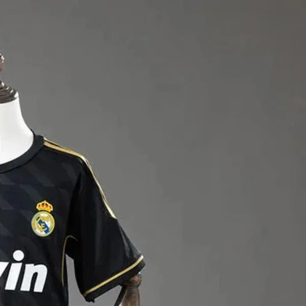 Retro Real Madrid 201112 Away Kid Kits
