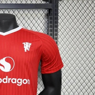 202526 Manchester United Co branded Red jersey Player Version