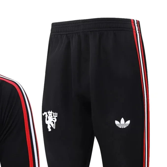 2026 Manchester United Black Long-sleeved half-pull training kit