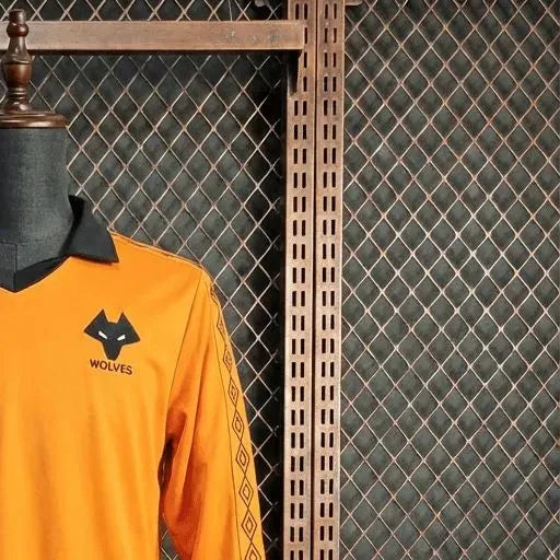 Retro Wolves 198081 Home jersey Long Sleeve Fan Version