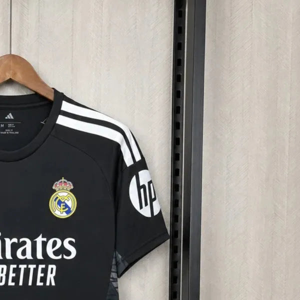 202627 Real Madrid Black Goalkeeper Jersey Fan version