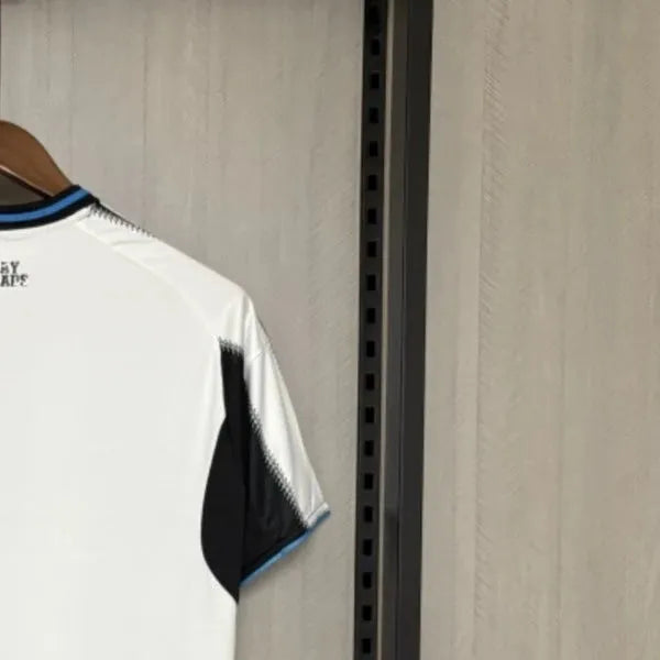 202526 Newcastle United Home jersey Fan version