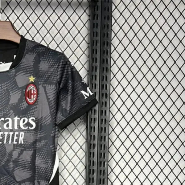 202425 AC Milan Goalkeeper Black jersey Kid Kits Size 16-28