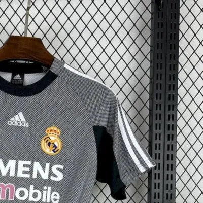 Retro Real Madrid 200203 Goalkeeper Gray jersey Fan Version