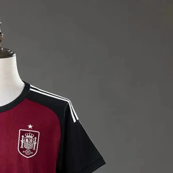 Spain 2026 World Cup Goalkeeper Red Jersey Fan version